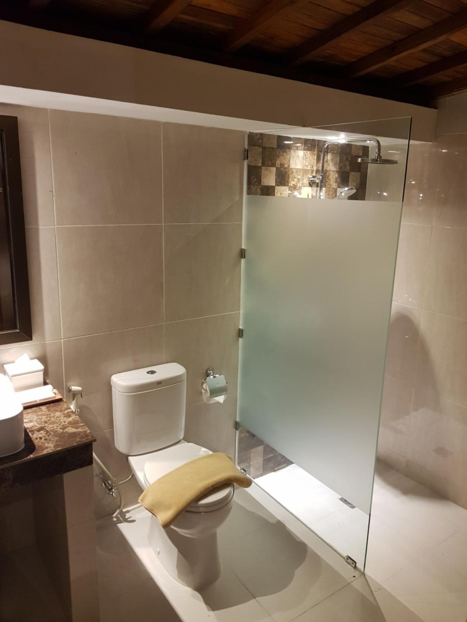 Poedja Villa Jimbaran Buitenkant foto